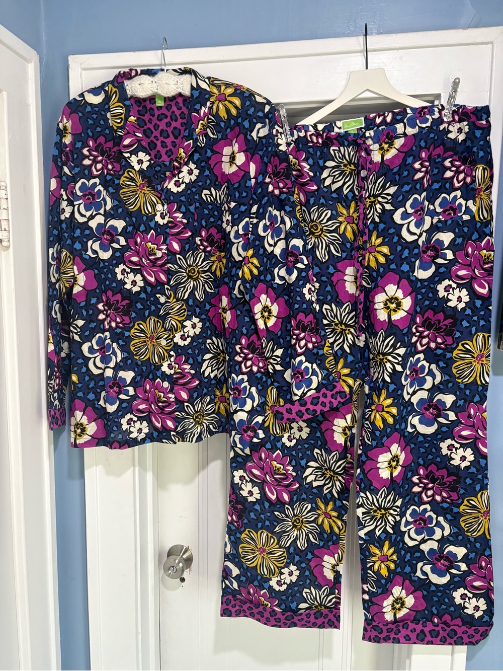 Vera Bradley NWOT African Violet Cotton Pajamas Set XL 2pc Long Sleeve Pants
